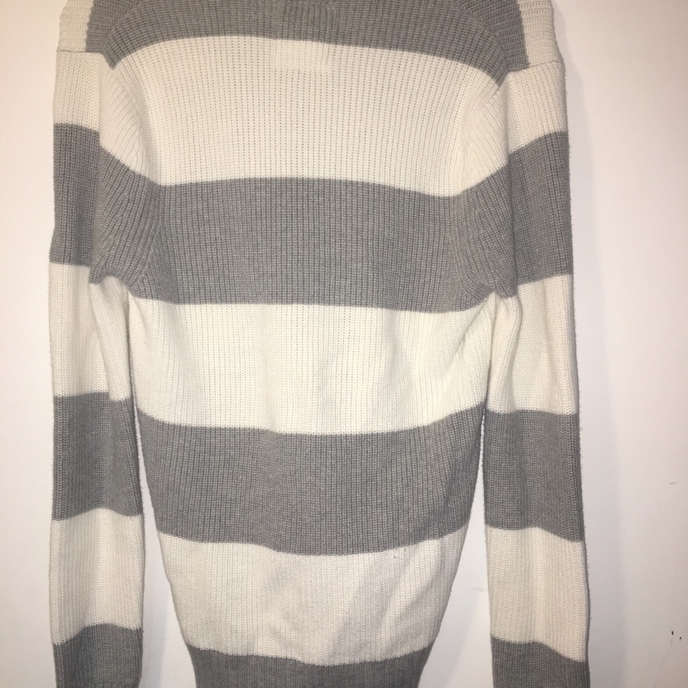 Cardigan - Picture 3 of 5